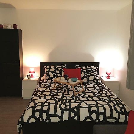 Grand studio centre ville proche Paris Disney Vincennes Appartamento Joinville-le-Pont Esterno foto